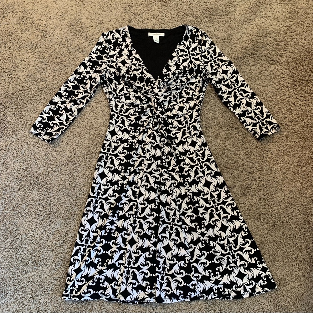 White House Black Market Black and White Patterned Dress